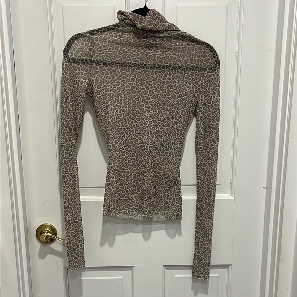 Leopard Print Long Sleeve Top